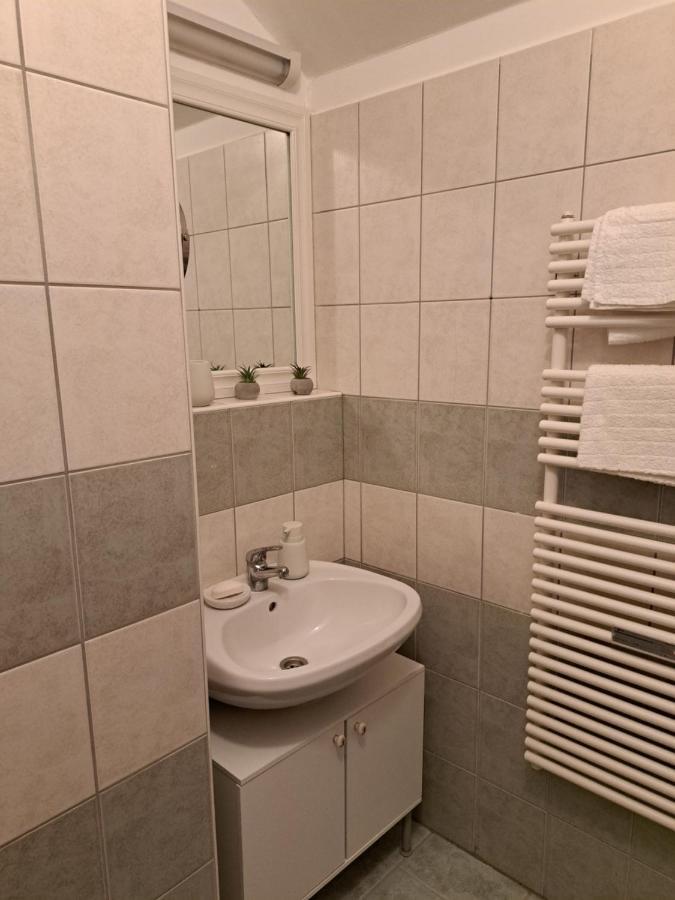 Rozsa Apartman Keszthely Exterior photo