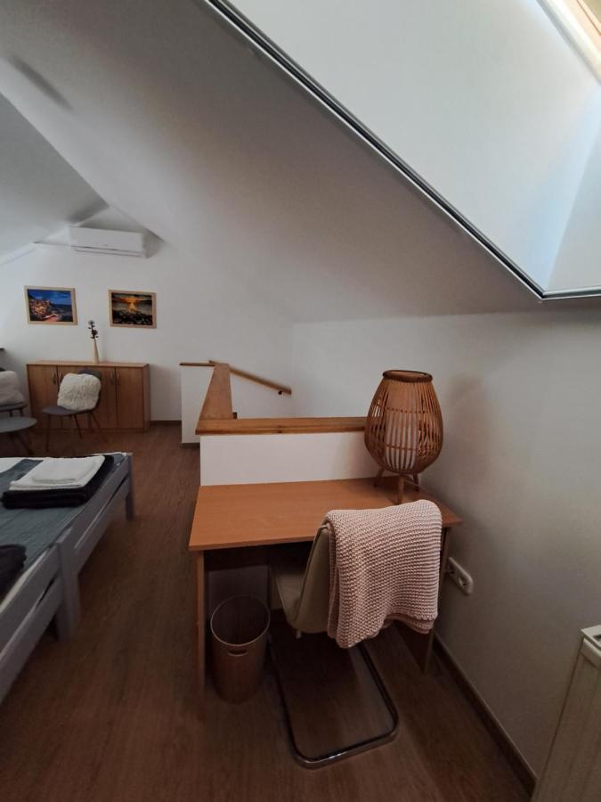 Rozsa Apartman Keszthely Exterior photo